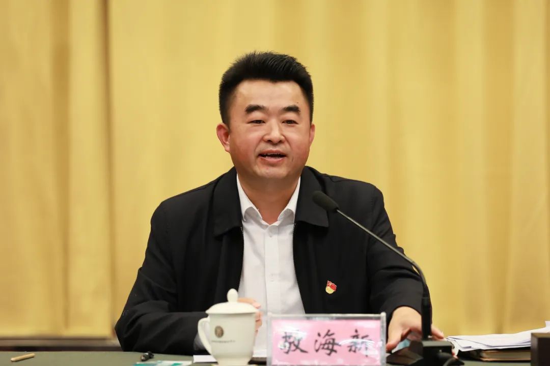 市委副书记敬海新出席会议并讲话;漠河林业局党委副书记赵正辉,市委