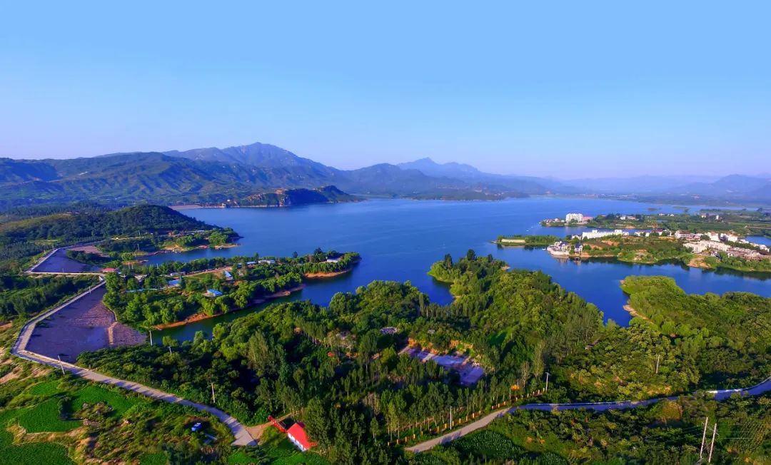 红色灵寿英雄横山湖