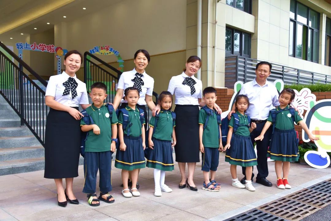 长安锦绣实验小学图片