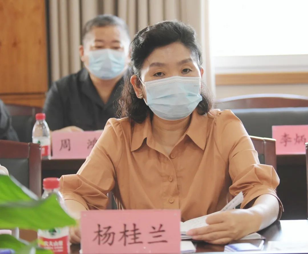 教育整顿进行时重庆高院召开全市第二批法院队伍教育整