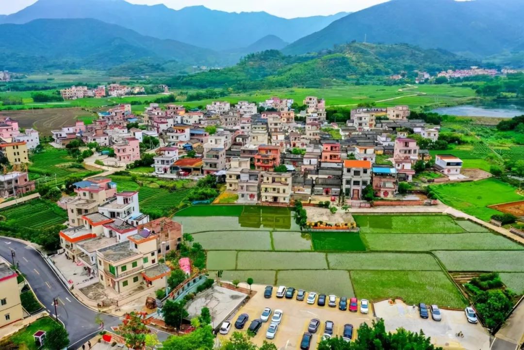 朱所村位于天堂镇内洞,是广东省文化和旅游厅正式公布第二批广东省