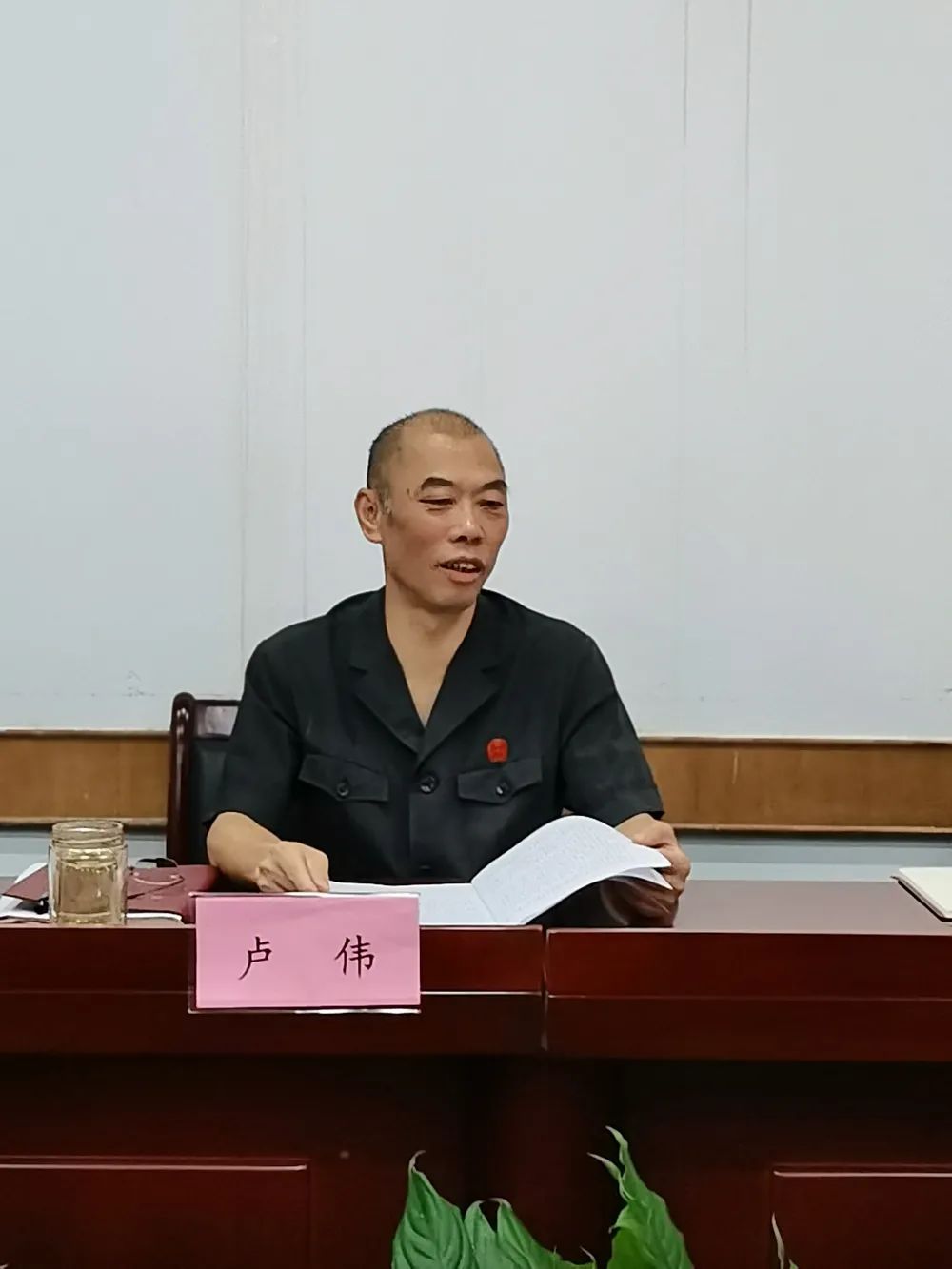 座谈会上,卢伟院长对各界代表的到来表示诚挚的感谢,真诚向各界代表