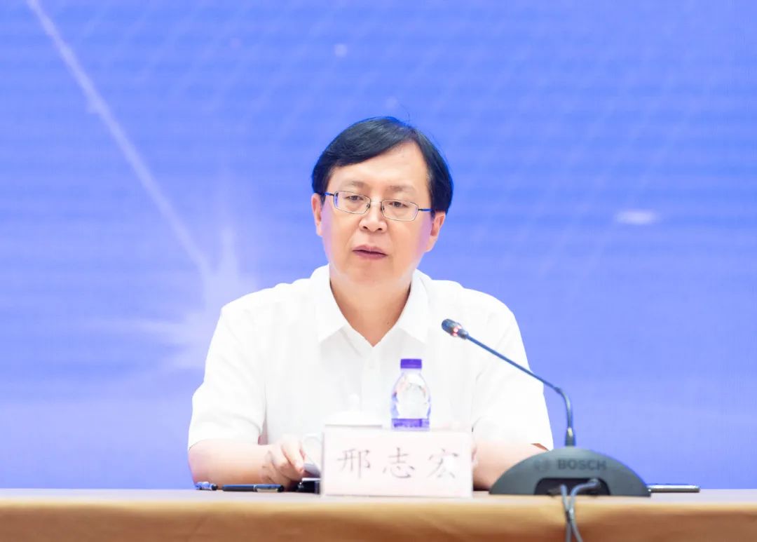 观看了工业互联网建设专题片;市经信局,兰溪市,永康市,横店东磁,聚杰