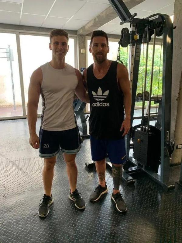 21年的坚守16年的守候梅西巴萨时光落幕另一个时代正在崛起