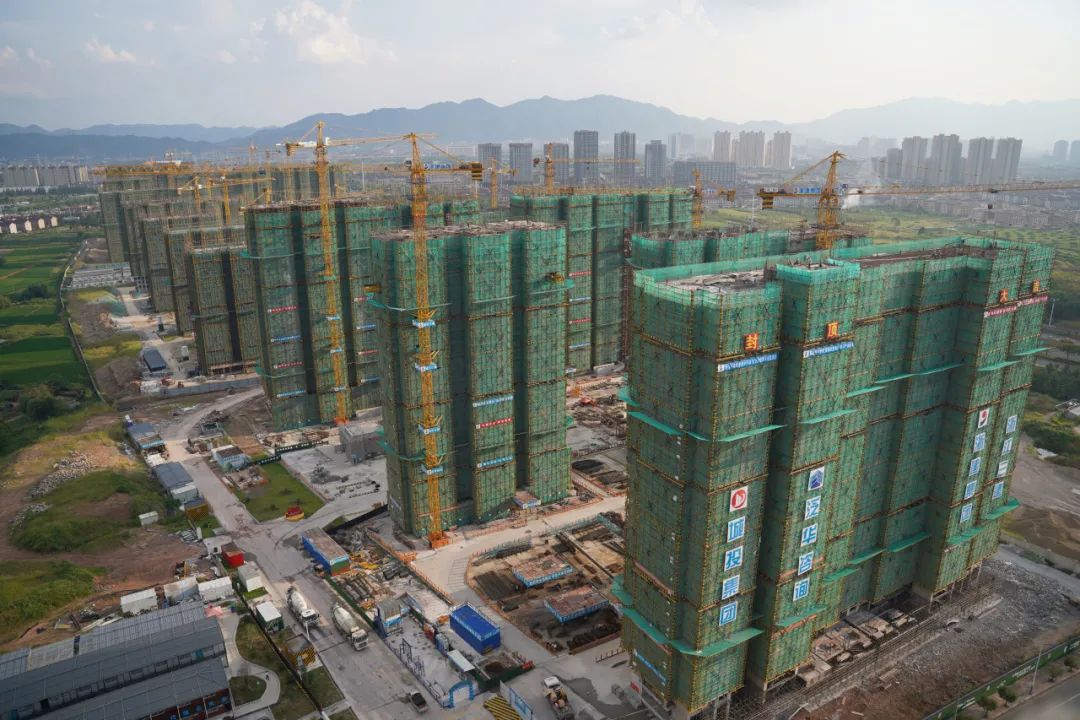 最新进展上卢农房集聚区二期完成首栋楼结构封顶