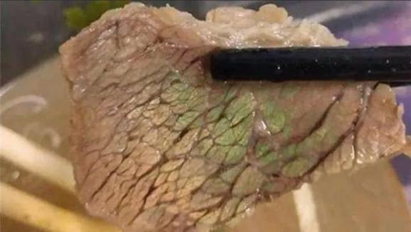 变红的鸡胸肉、泛绿光的卤牛肉，这些“五颜六色”的肉还能吃不？(图5)