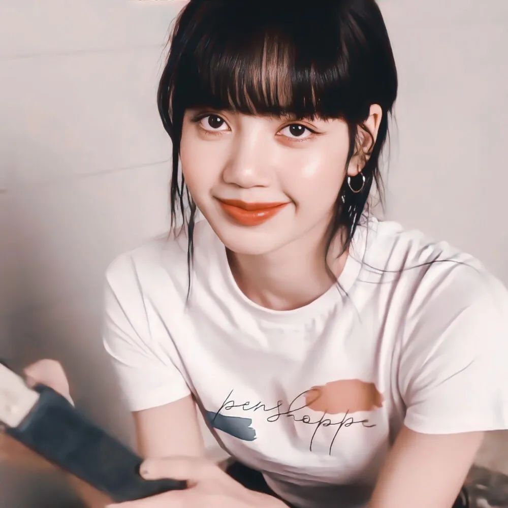 韩国女子组合blackpink泰国籍成员lisa(原名lalisa)将于9月10日发表