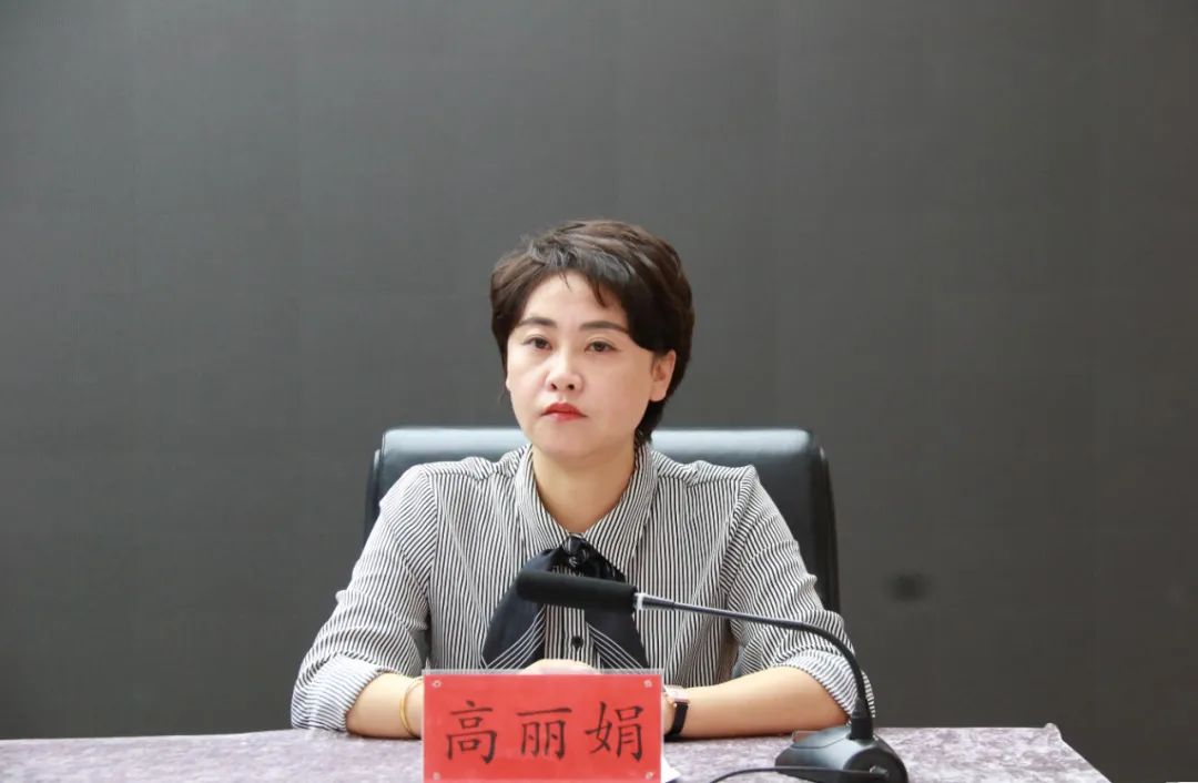 临夏中院召开干部大会宣布主要领导调整决定