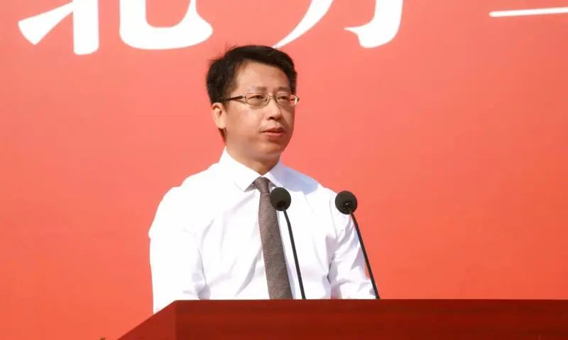 校党委书记缪劲翔,副校长胡应平,王建稳,党委副书记田红芳,纪委书记马