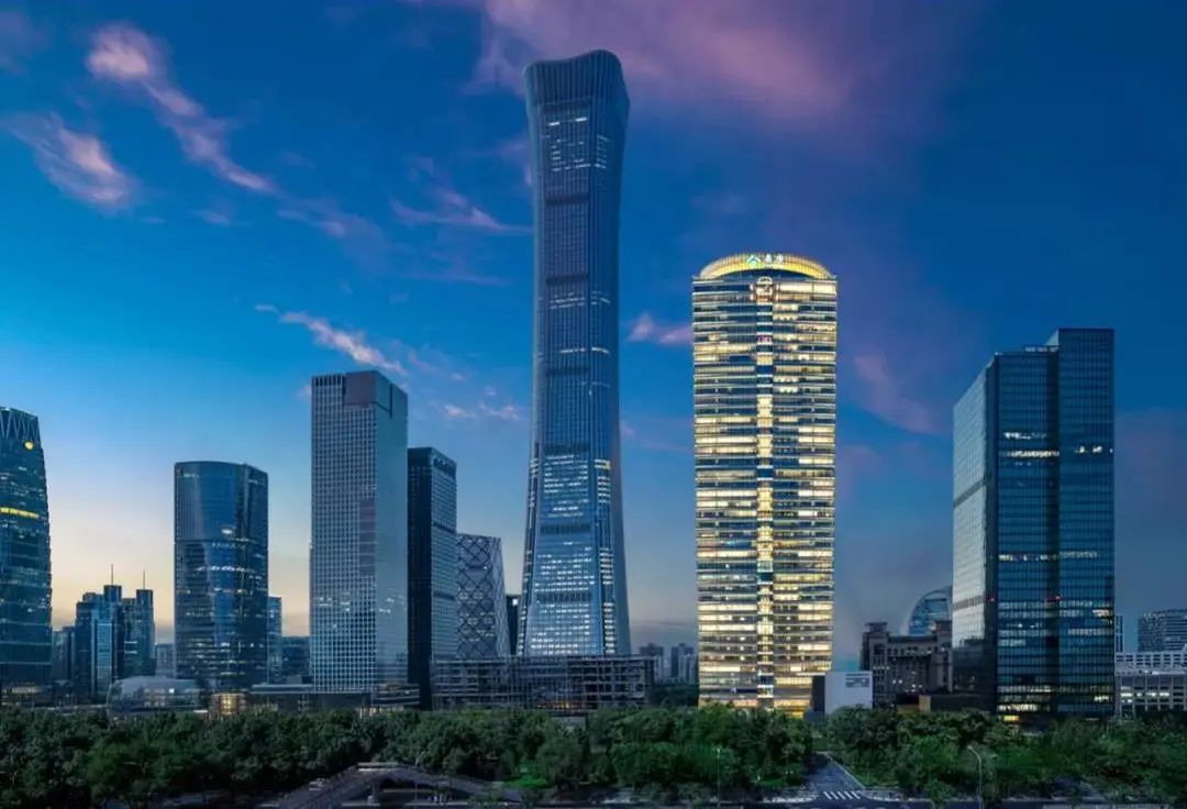 从泰康空间到美术馆撑起18年企业收藏的三驾马车艺术栗子