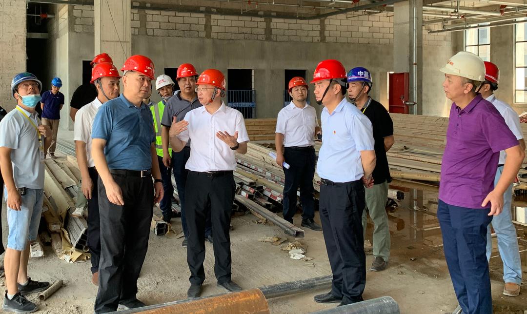 刘星到南昌中院新审判大楼工地调研