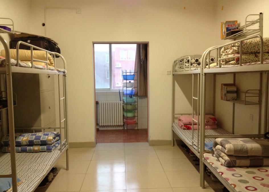 司法护航"少年的你" | 学生从上铺跌落受伤,应由谁负责?