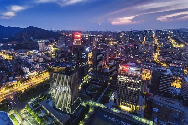 金家岭金融区打好三张牌提升金融服务实体经济新质效