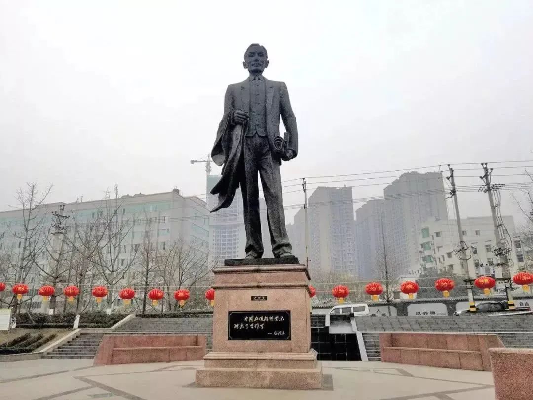 人物卢作孚让五星红旗飘扬在世界的海洋上张守广