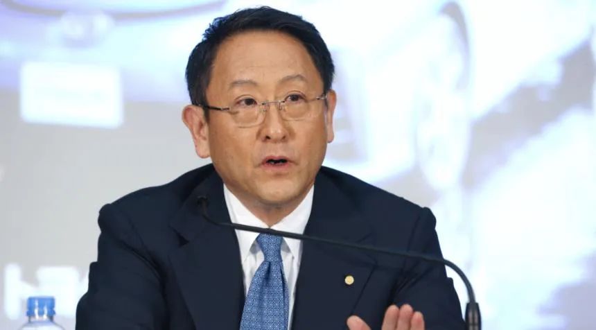 丰田社长警告日本政府如全部采用电动车将导致一半人失业