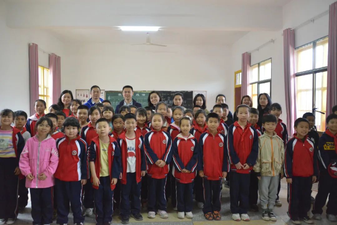 音乐学院帮助醴陵佛年学校组建合唱团跨越时空远程互动,线上科普