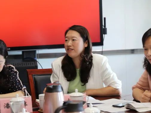 上海民办华二宝山实验学校常务副校长兼初中部校长潘婷婷,金山区前京