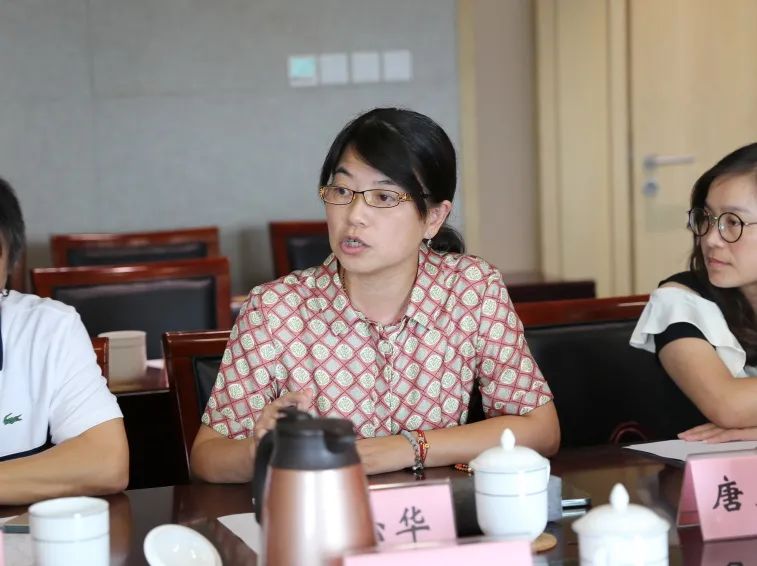 上海民办华二宝山实验学校常务副校长兼初中部校长潘婷婷,金山区前京