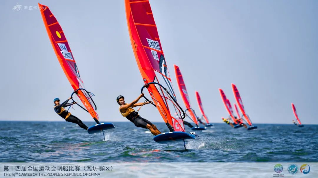 福建选手黄齐滨以较大优势夺冠,山东选手张浩然,广东选手伍彦颜分获二