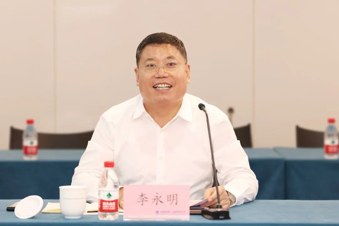 执行董事,总裁叶明杰,世茂集团高级副总裁,苏沪区域公司董事长蒋立丰