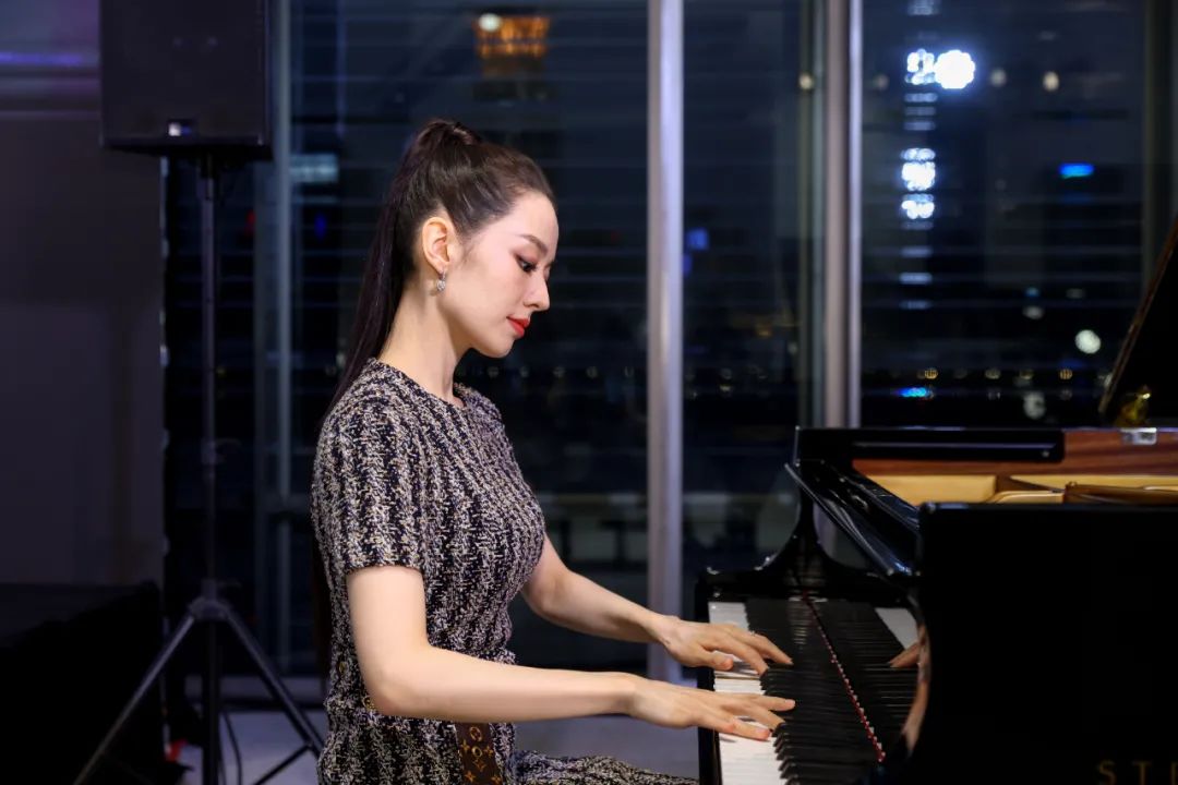 947乐讯|吉娜·爱丽丝个人首张独奏专辑发布:她不只是郎朗的妻子