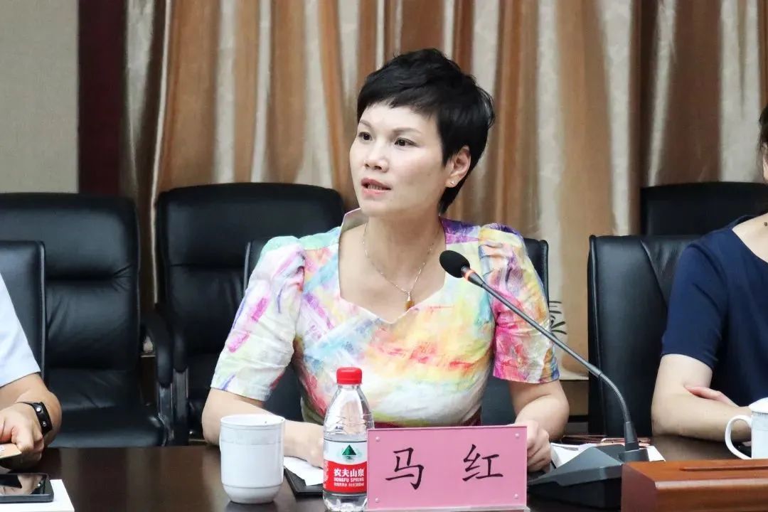 会上,马红对民进市委会对我区党派工作关心重视表示