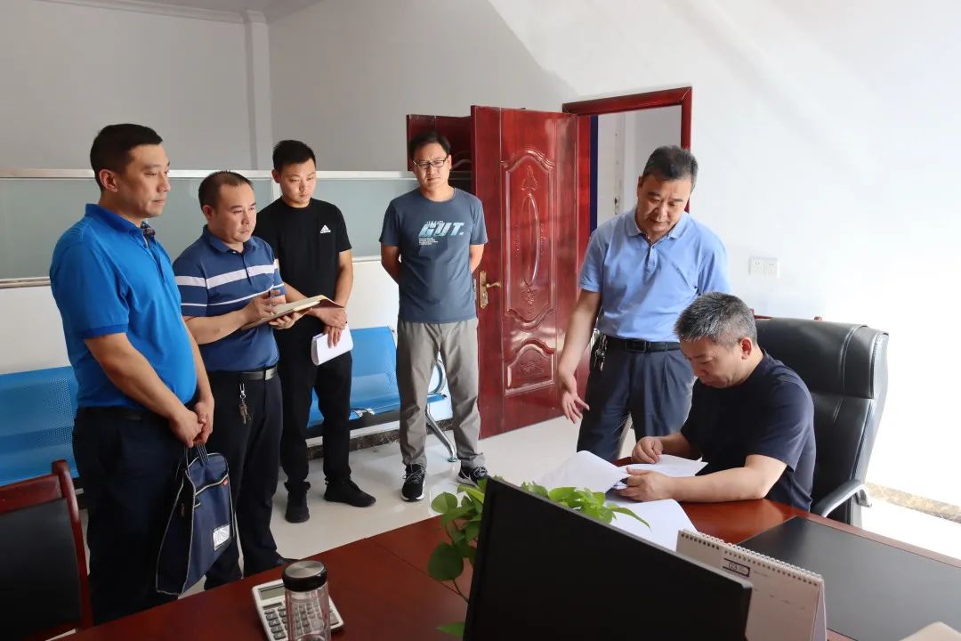 淮滨法院党组书记,院长张楷永调研指导道交一体化工作