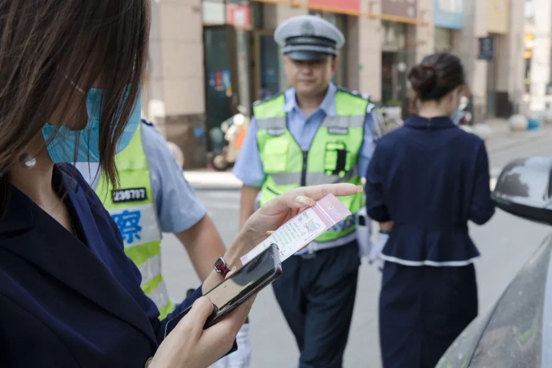 違停了,沒罰款!徐州交警這樣貼了一張單!