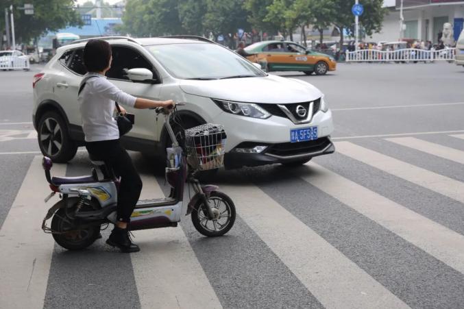 交通违法曝光我市交警部门曝光一组交通违法行为快来看看有你认识的没