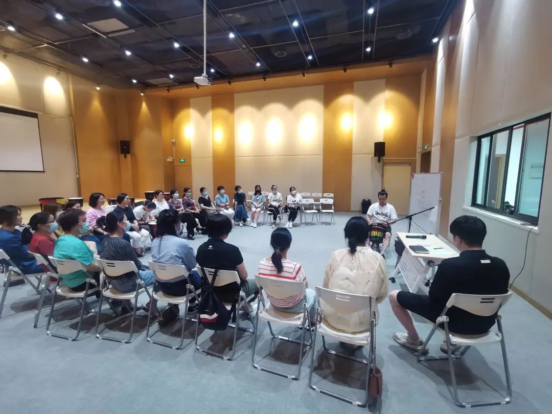 上海继续教育_nike抢鞋排队名额已满_搭帐篷排队抢名额