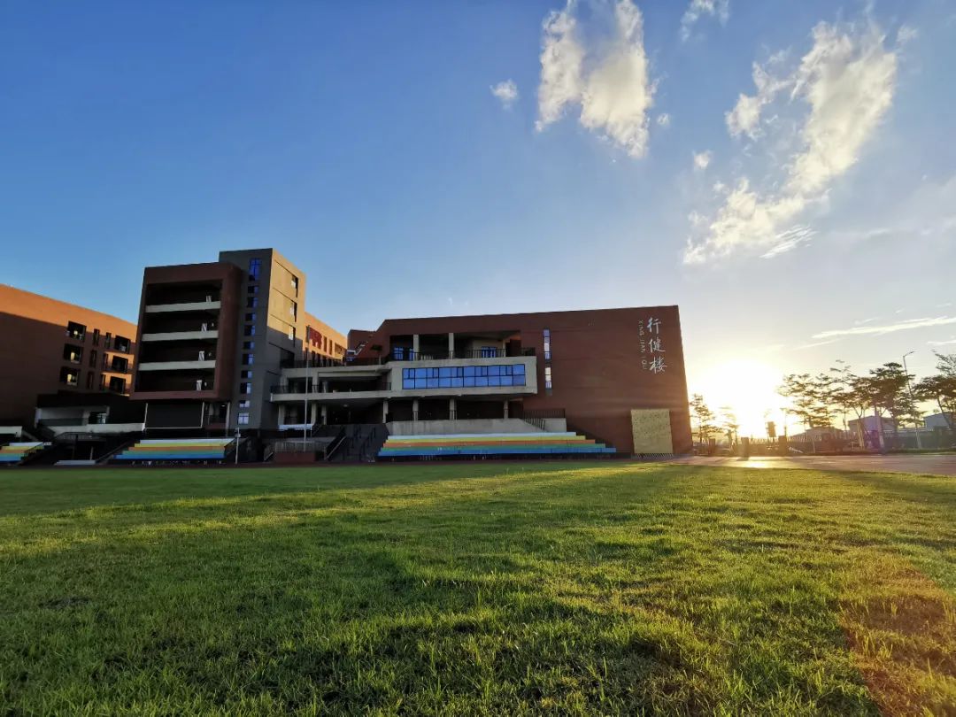 北师大加持顺德这所网红学校很劲爆