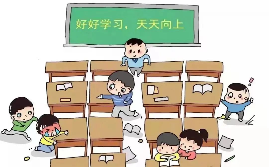 幼儿走廊嬉闹危险图片图片