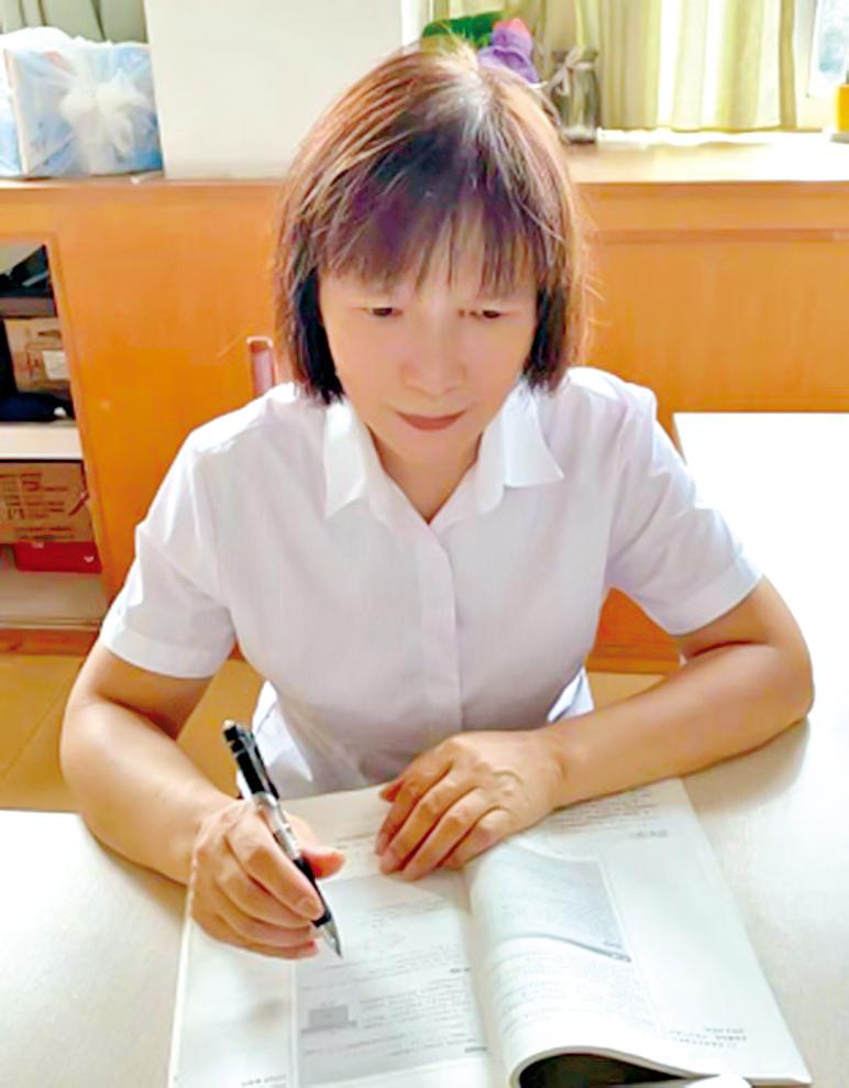 邓发纪念中学第二届"最美教师"风采!