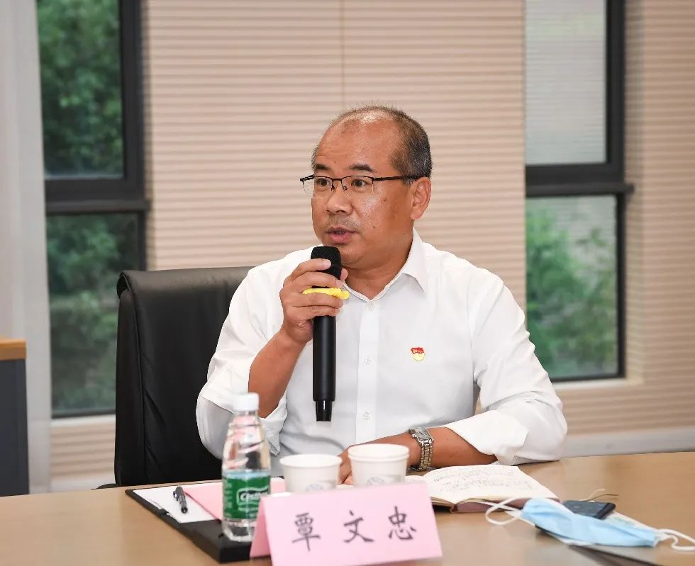 教育部党史学习教育高校第六指导组参加汽车学院研究生