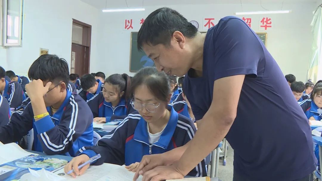 【最美教育人】讷河一中教师姜龙
