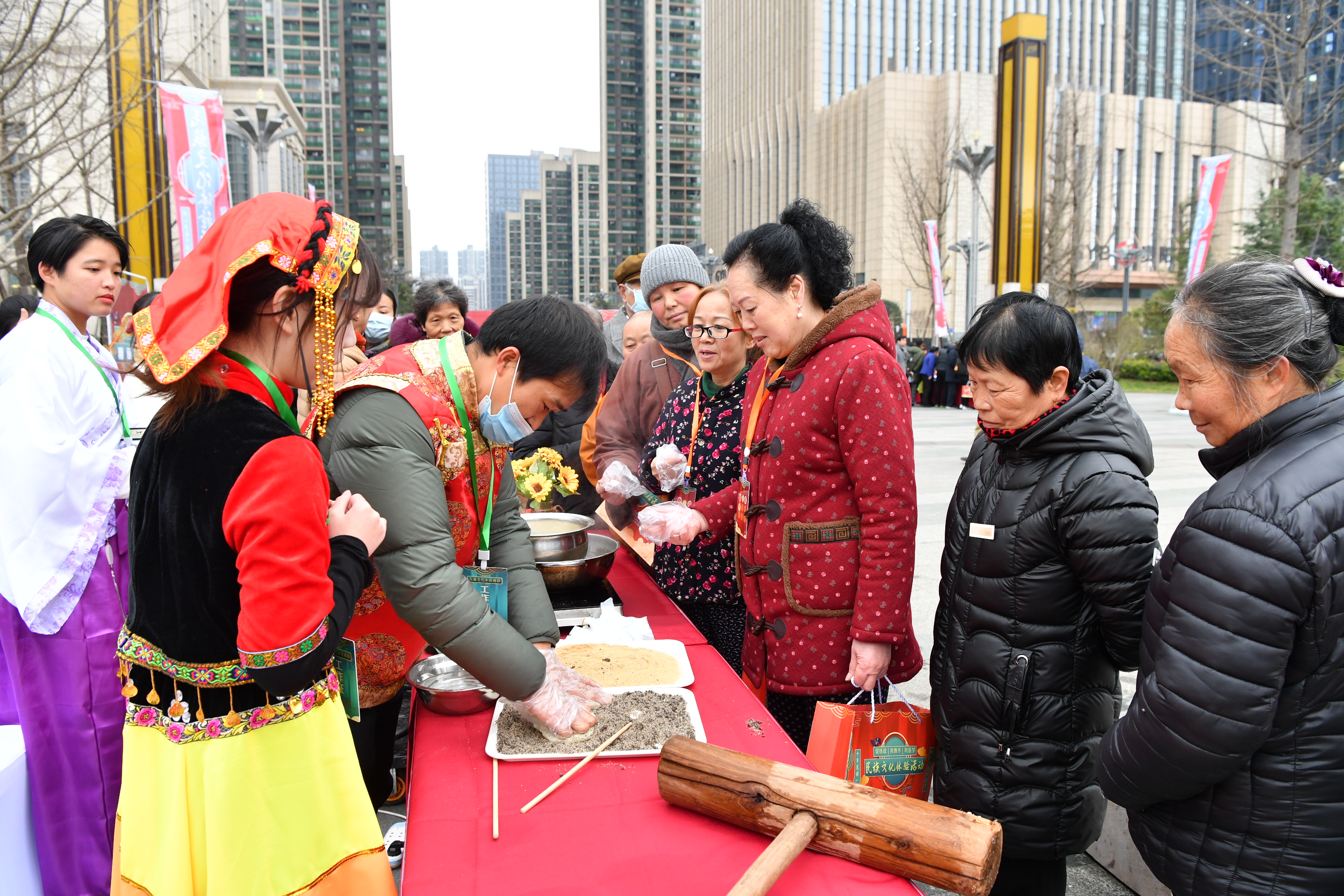 民俗活动体验过程图片