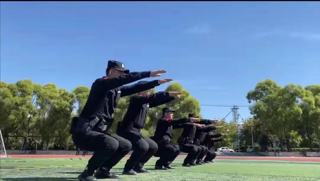 司法警察體能技能戰術綜合訓練科目,是最高人民法院政治部司法警察