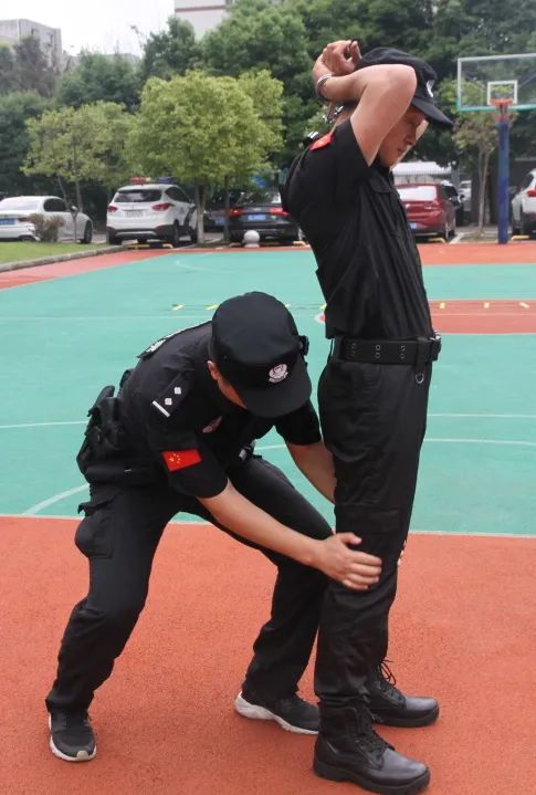 能文能武!夹江法院司法警察大队开展政治理论及业务培训