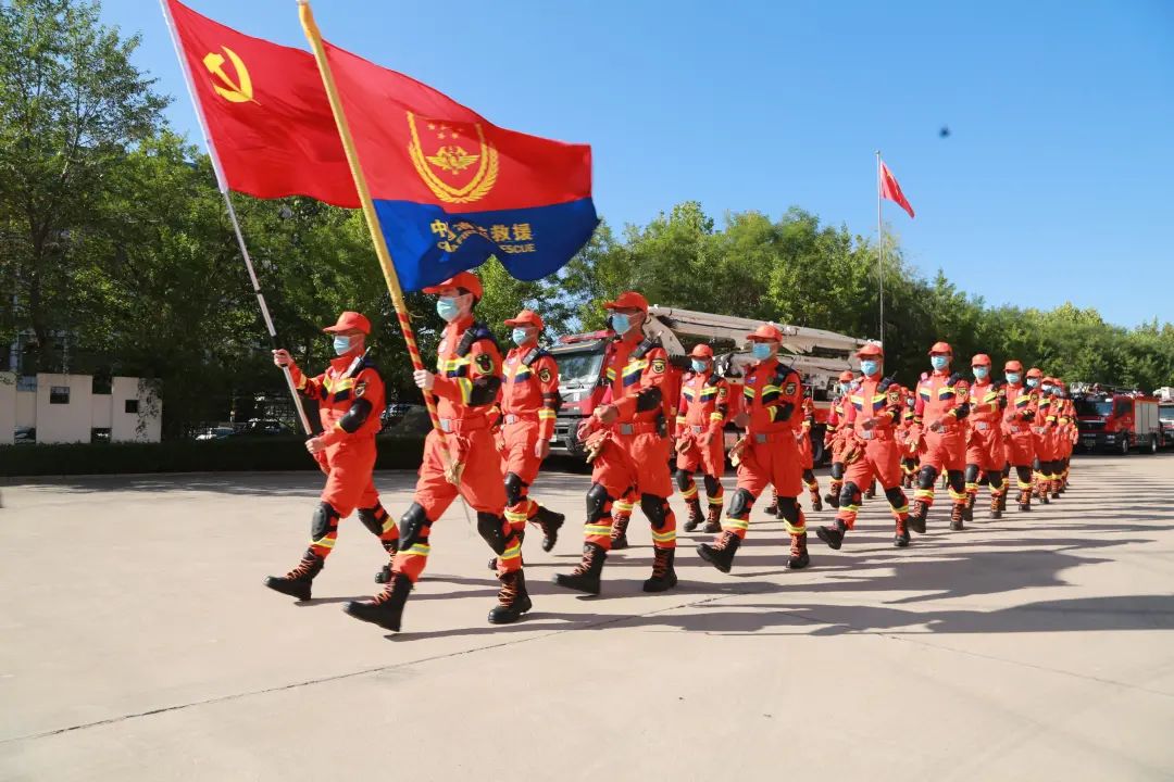 投入兵力近千人!河北消防举办"使命召唤-2021"地震灾害跨区域拉动演练