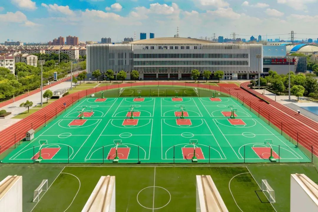 高分通过验收标准化助推宝山体育中心管理服务提质增效