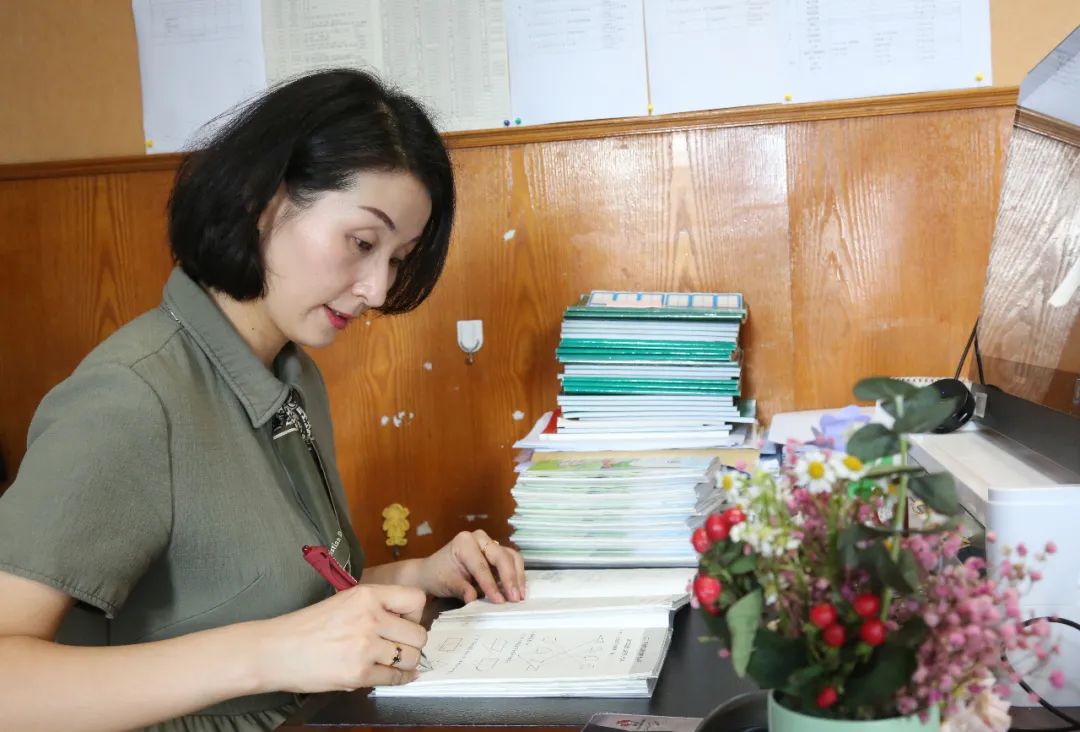 向老师致敬第37个教师节系列宣传报道77