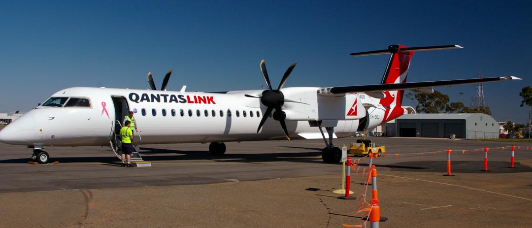 澳航支线使用冲8-q400执行内陆人烟稀少的矿区航线 源:planespotter.