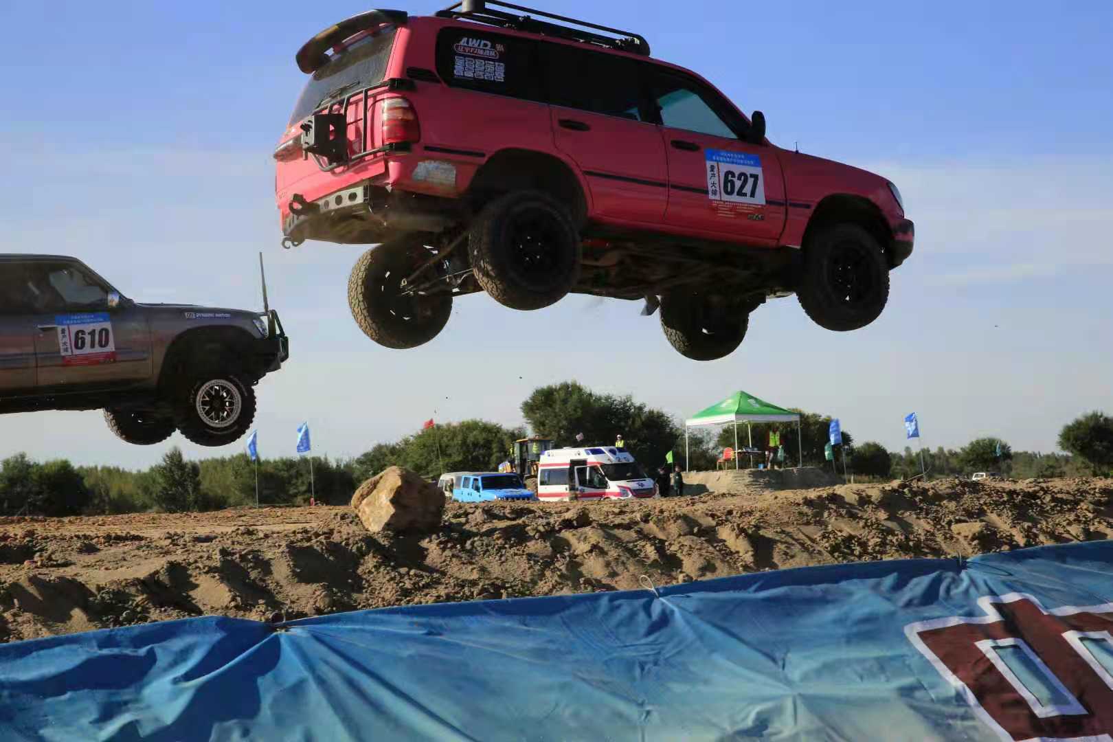 中国库伦银沙湾汽车越野沙漠场地赛圆满收官