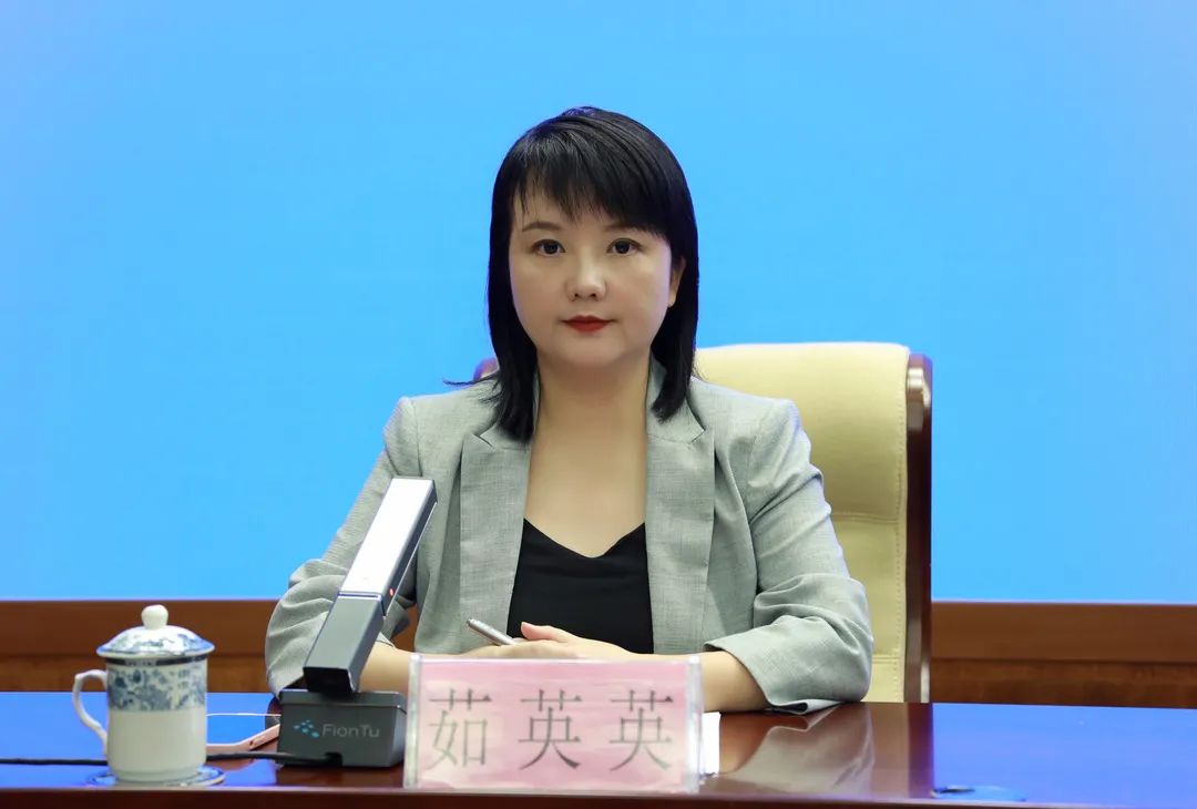 中共海南省委宣传部新闻发布处四级调研员茹英英