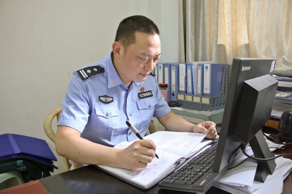 泸州强制隔离戒毒所戒毒康复三大队队长蔡忠强亲爱的