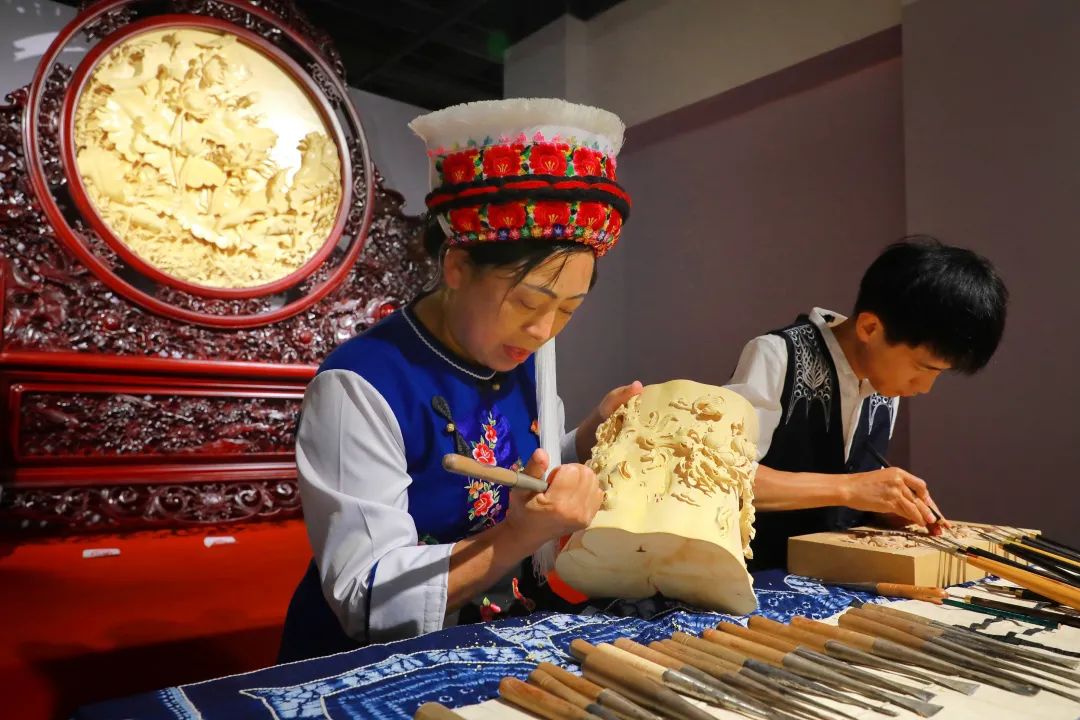 "神仙姐姐"的后人,将这么多非遗珍宝带到了浦东!