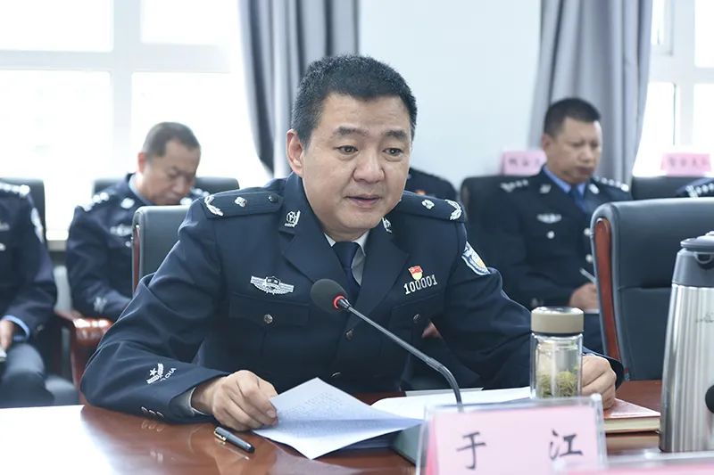 王建军赴甘南州公安局调研指导工作