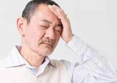 70歲頭暈3天,治療無效,醫生告訴您不能頭疼醫頭