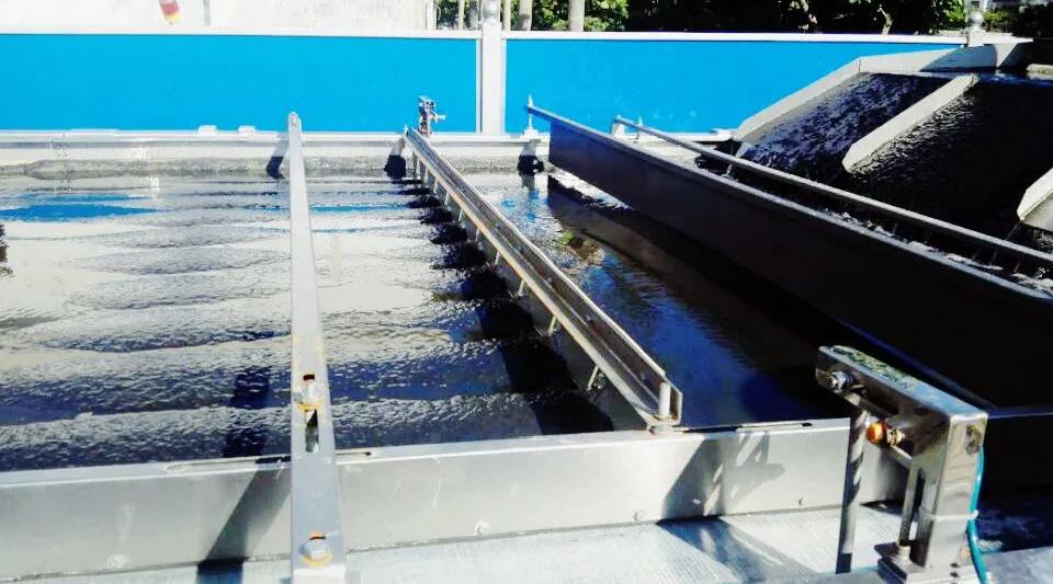 履带式压滤机清淤 突破三·改善水动力