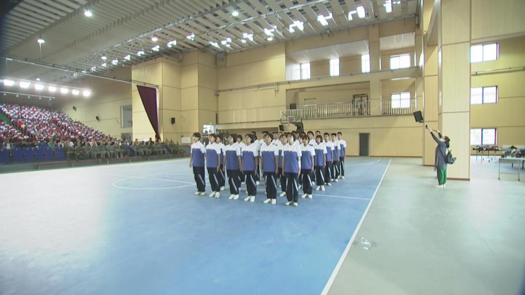 孟村回民中学举行2021级新生军训汇报表彰大会